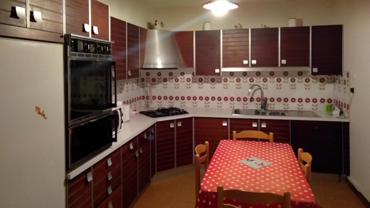 Grande Maison De Plain Pied Avec Jardin Arbore. Champignelles Zewnętrze zdjęcie